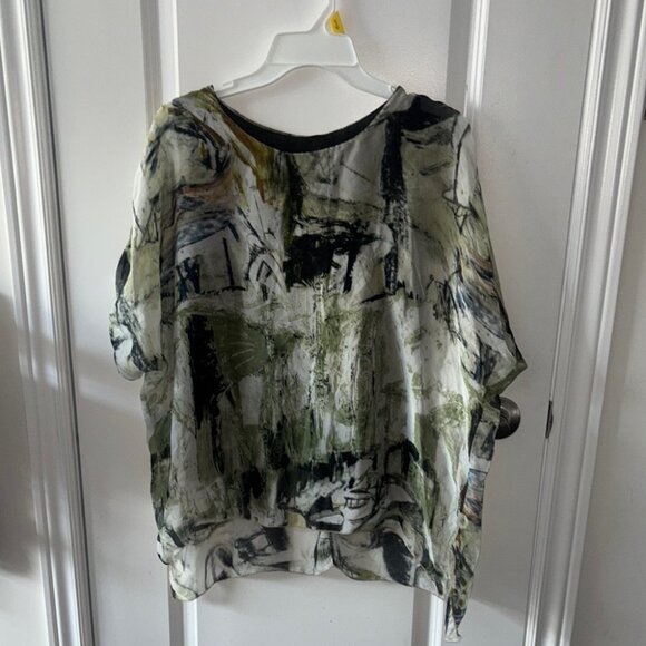 Tops - Beautiful Italian Made Silk Blend Green Abstract Print Women's Top Blouse